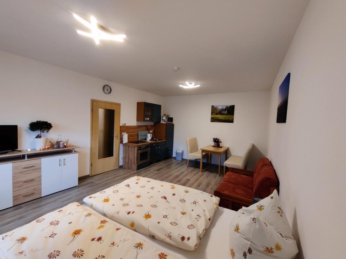 Ferienwohnung Brunow "In Der Natur Zuhause" Neundorf  外观 照片